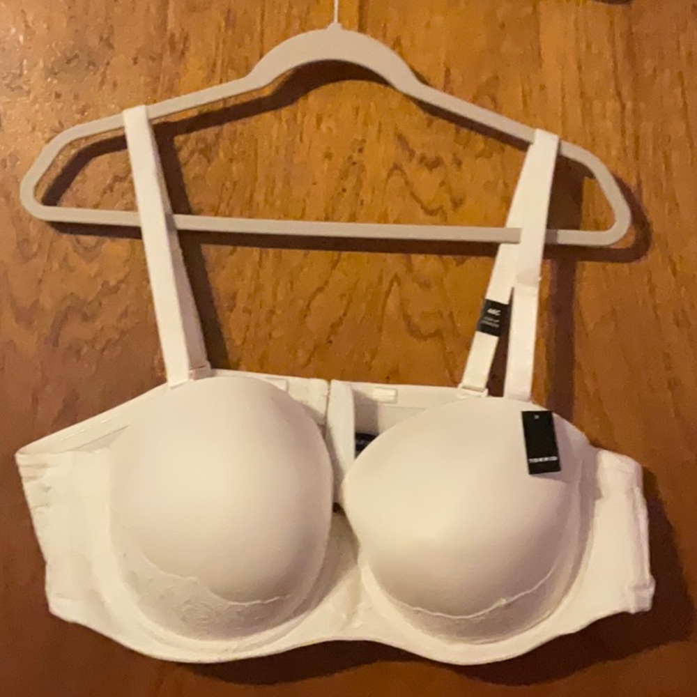 Torrid Curvy convertible strapless bra, size 46c